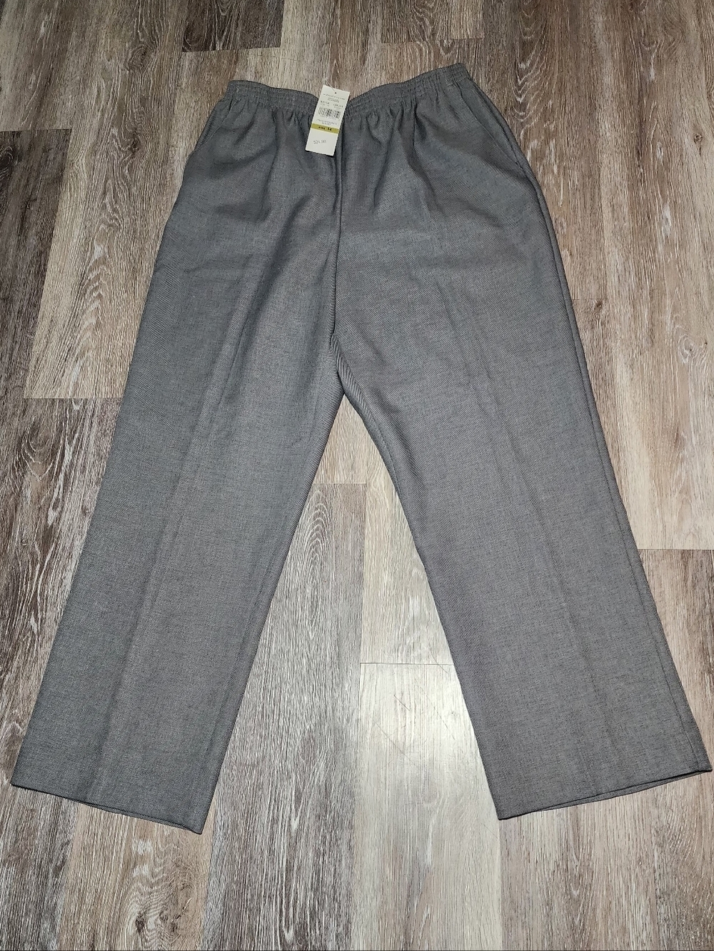 Women's Alfred Dunner Gray Trousers Size 14